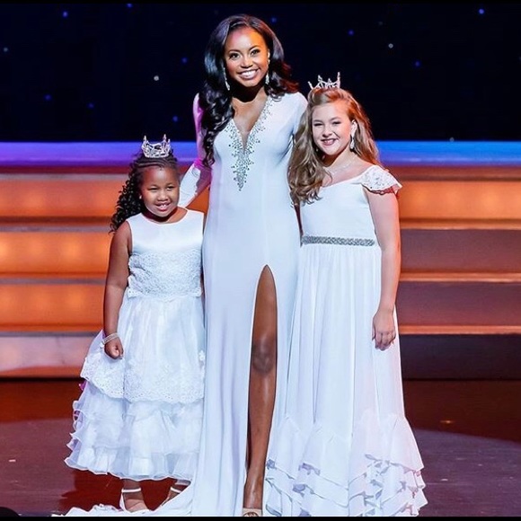 Custom Panoply Pageant/Wedding Gown - Picture 3 of 3